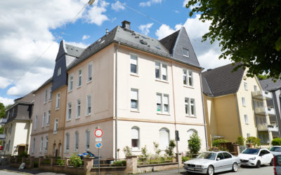 Elisabethstraße 13, 15, Sanierung von Dach und Fassade, Erneuerung von 6 Balkonen